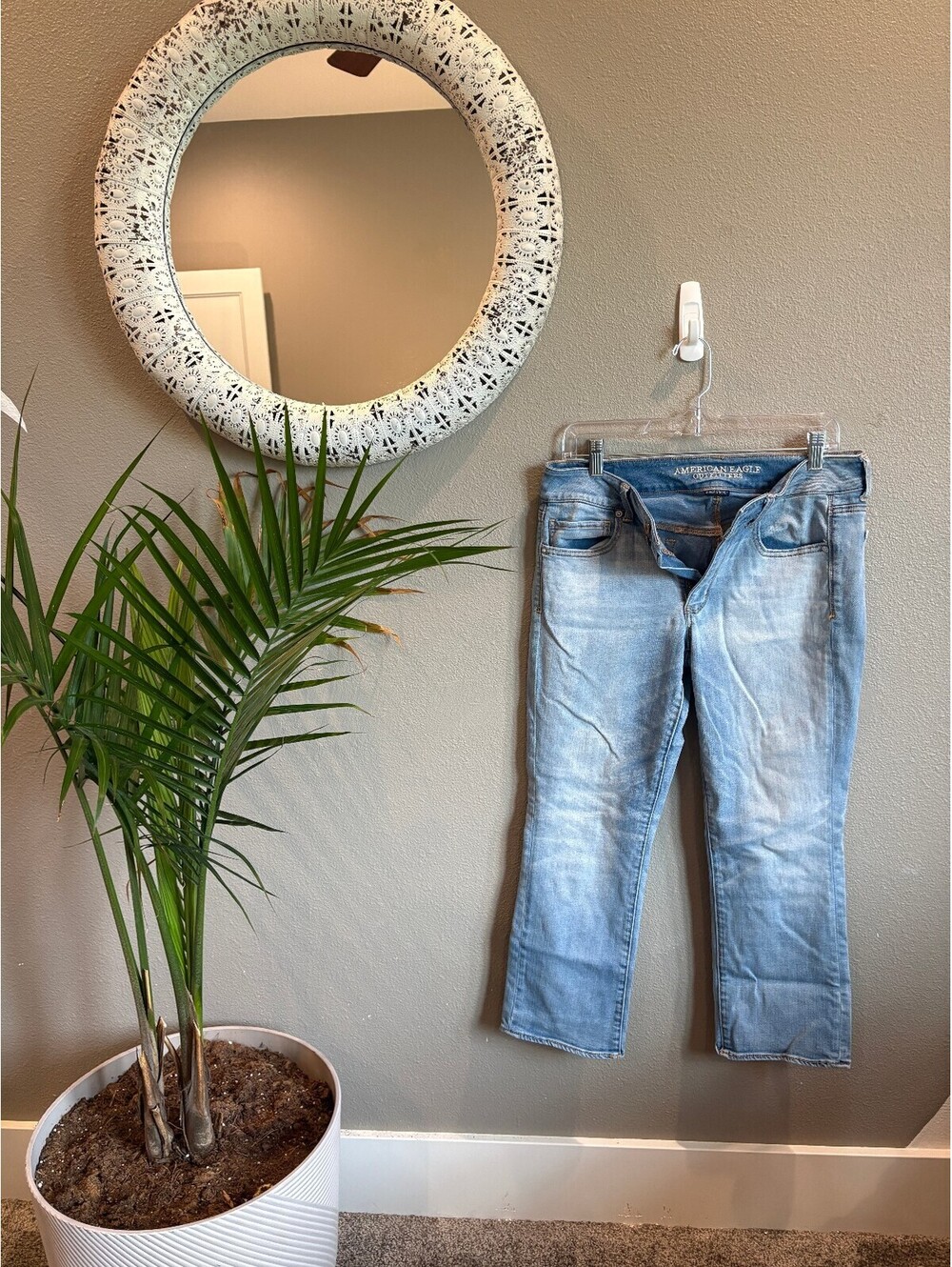 American Eagle Light Wash Denim Jeans